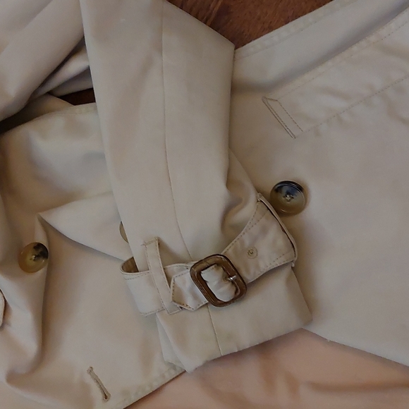 Aritzia Talula Babaton Trench coat Sz Small - Picture 5 of 13
